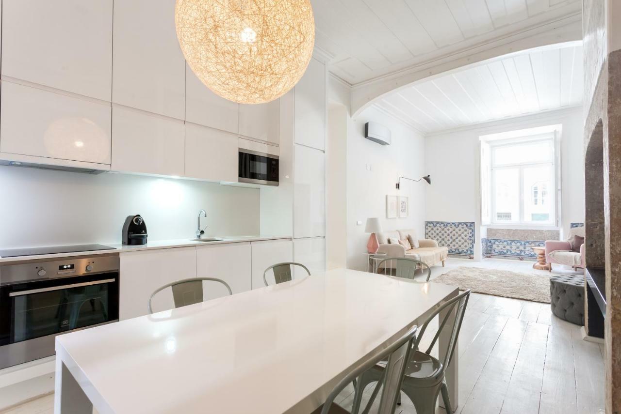 Baixa Tile Blue Two-Bedroom Apartment - By Lu Holidays Lisboa المظهر الخارجي الصورة